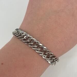Silver tone chain bracelet